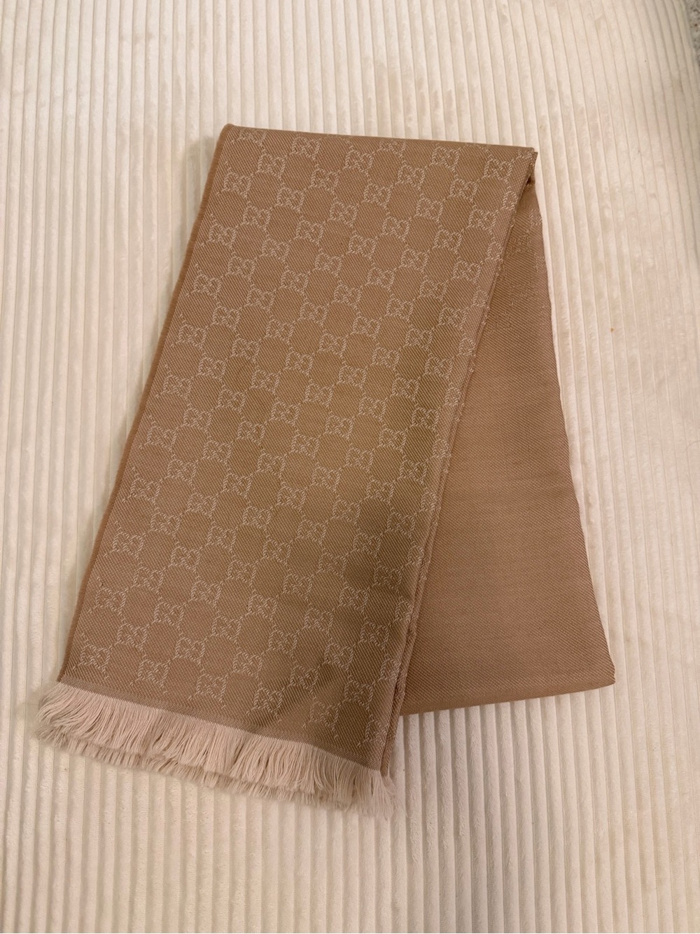 GG wool scarf in beige and ivory | GUCCI® US - Picture 2 of 8